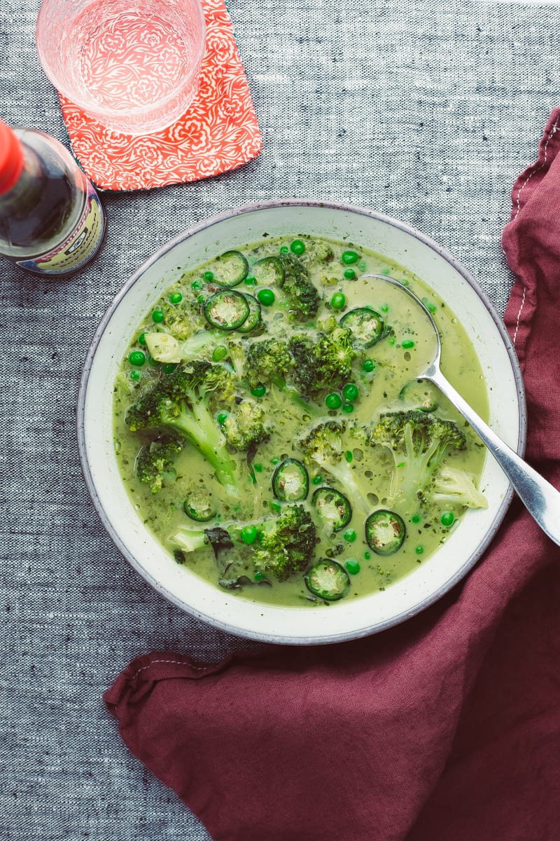 broccoli and pea soup plain